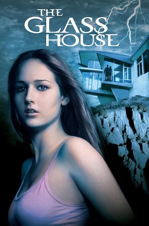 The Glass House - Casa de sticlă vezi online
